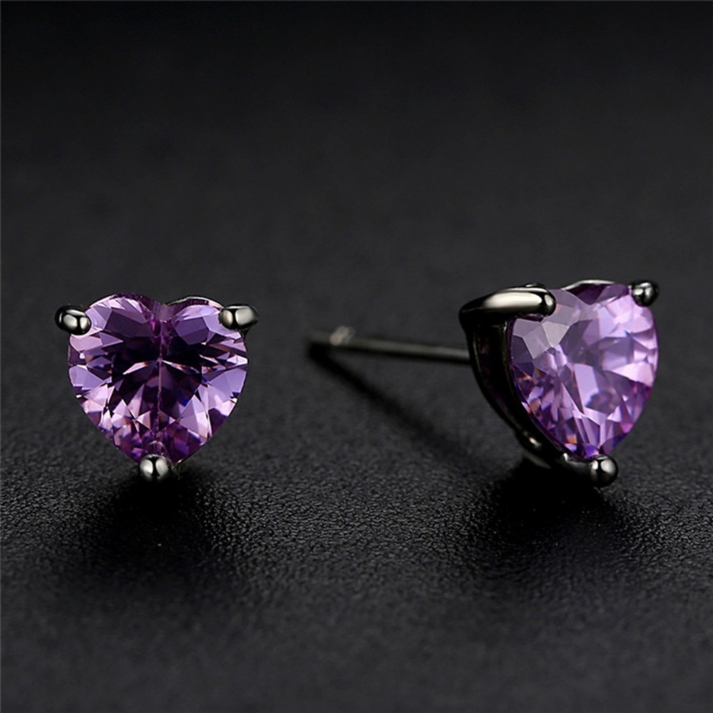 ❤️4 for $20 Purple Stud Earring swarovski elements - Picture 2 of 3